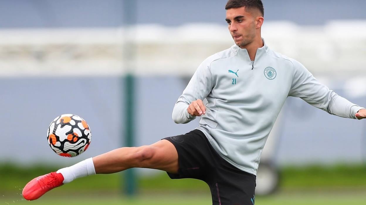 Ferran Torres, durante un entrenamiento