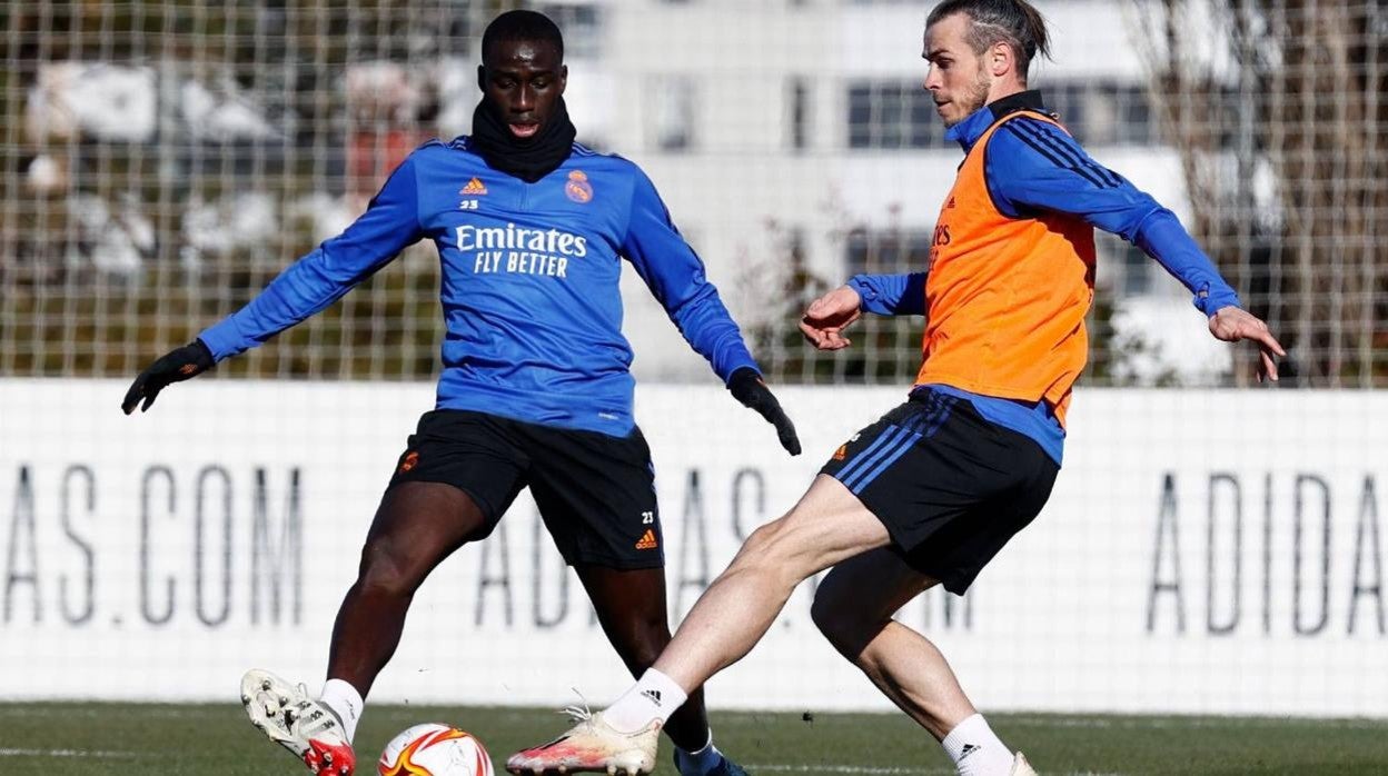 Bale, durante un entrenamiento esta temporada