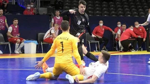 El croata Horvat se viste de Ricardinho para firmar el mejor gol del torneo