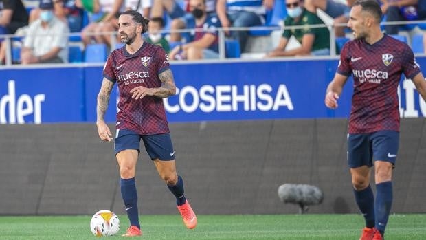 Huesca y Las Palmas juegan a las tablas