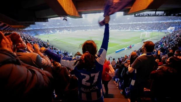 Desfase en La Coruña: el juvenil al que van a ver más personas que a nueve equipos de Primera