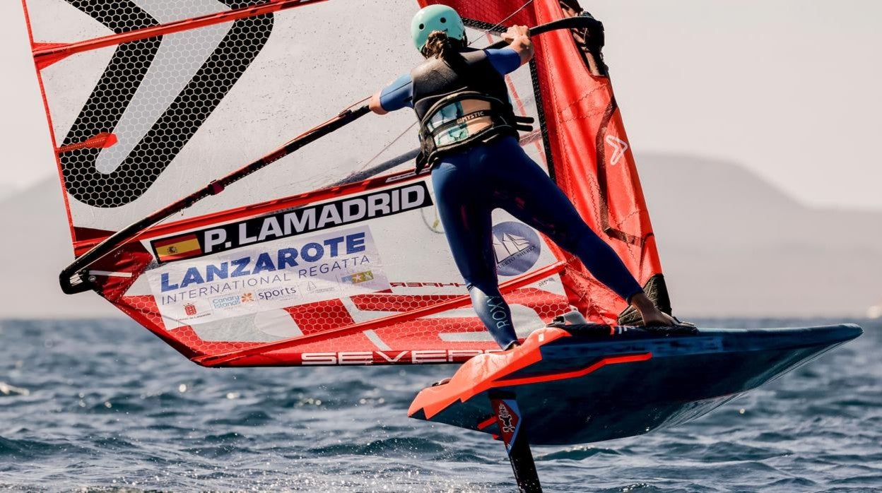 Gran nivel en el equipo femenino español de iQFoil