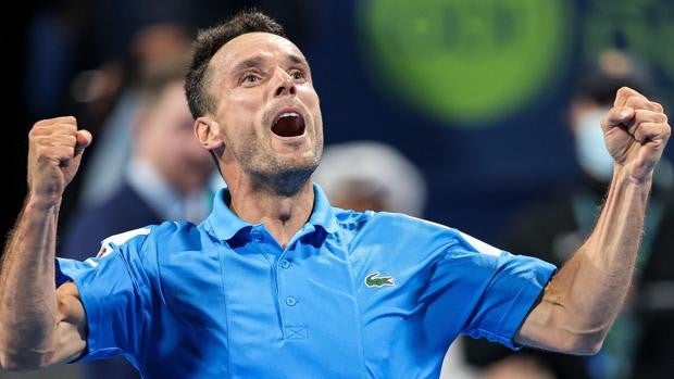 Bautista se corona en Doha