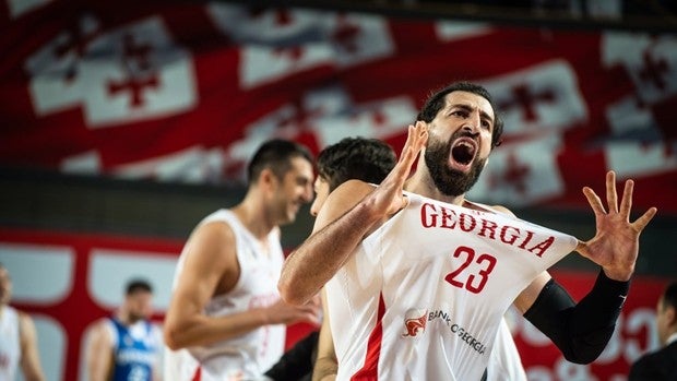 El jugador de baloncesto Toko Shengelia rompe con el CSKA