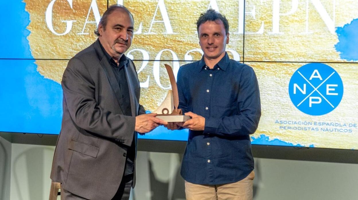 Josep Margalef entregó el premio a Didac Costa