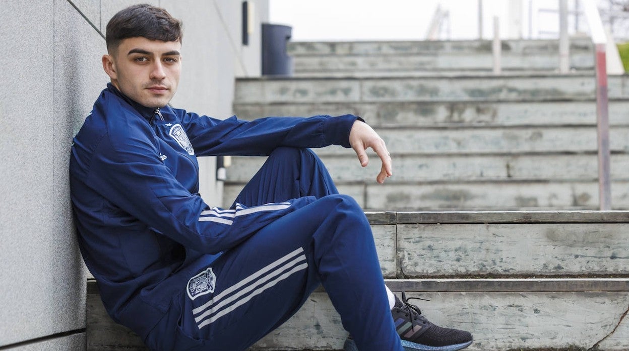 Pedri, en la concentración de España en Las Rozas