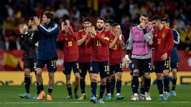 La selección se pone de moda: la Federación multiplica la caja