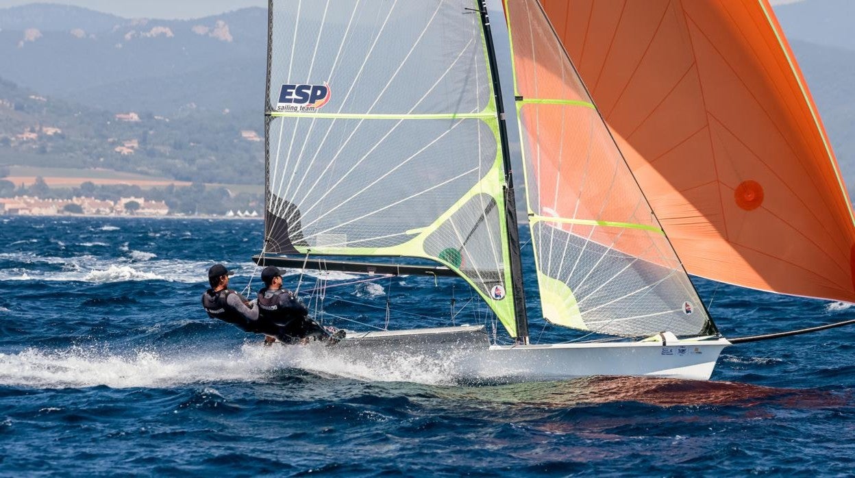 Andrés Barrio y Antonio Torrado compitiendo en Hyeres