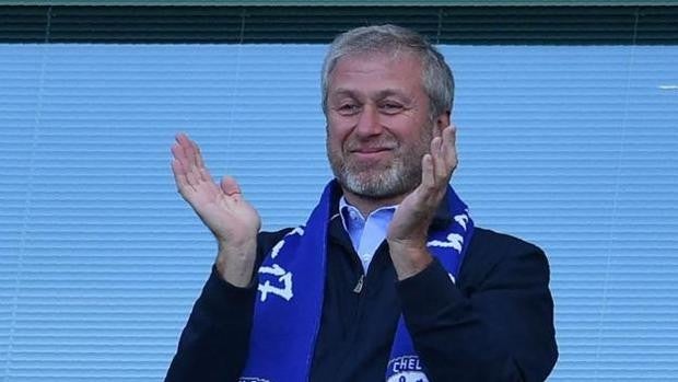 El final de la era Abramovich en el Chelsea: un presidente venerado que acaba como indeseable