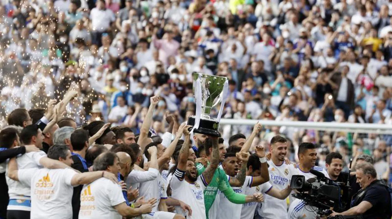 El Real Madrid festejó su título nacional número 35