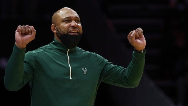 Darvin Ham, un novato para reflotar a los Lakers