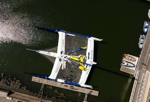 Charles Caudrelier se entrena para la Route du Rhum en solitario