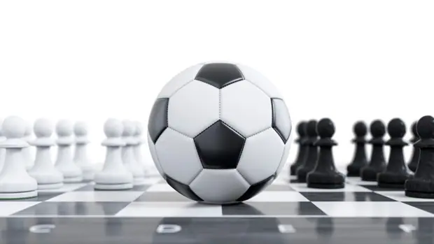 Gambito de Champions: descifrando el formato de ajedrez que aterriza en el fútbol europeo