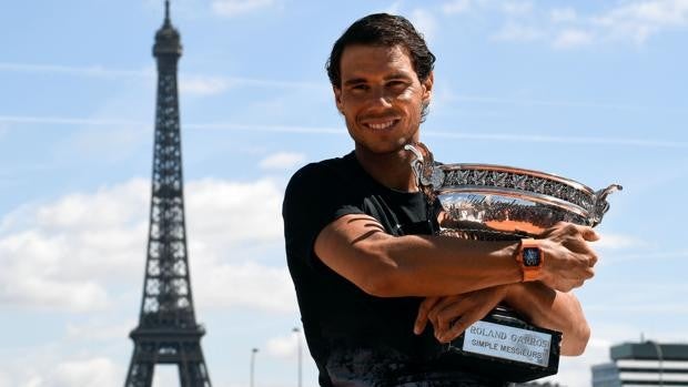 El motivo por el que Rafa Nadal es el único tenista del mundo que tiene en propiedad el trofeo de Roland Garros