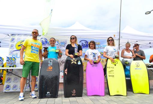 Ilenia Suárez y Jonathan Vega, Campeones de la liga Nacional Bodyboard de Arucas