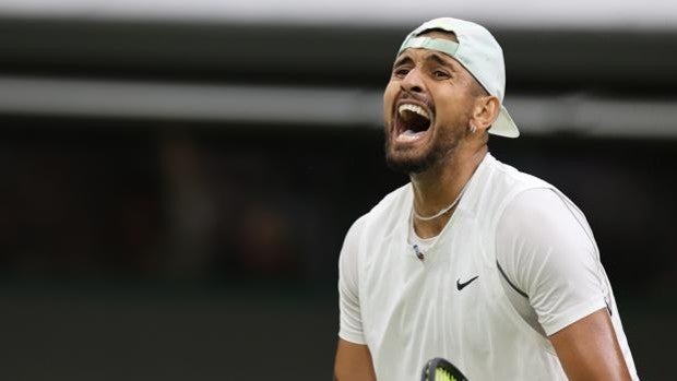 Tsitsipas enciende Wimbledon: «Kyrgios es un abusón con un lado demoníaco»