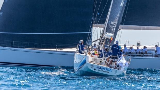 «Fandango 300» porfió con «Maverta» en la Tabarca Vela