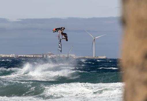 El Mundial de Windsurf corona a dos canarios, Daida Ruano y Philip Köster