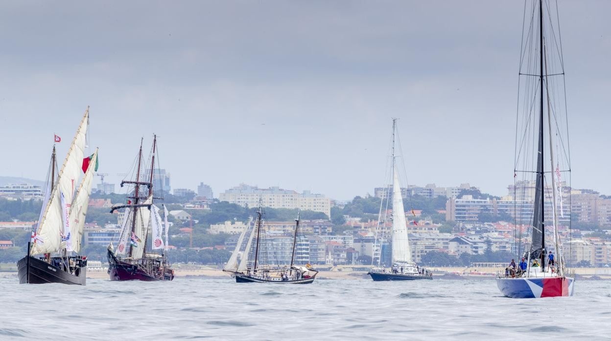 La Iacobus Maris parte de Oporto y navega hacia Vigo