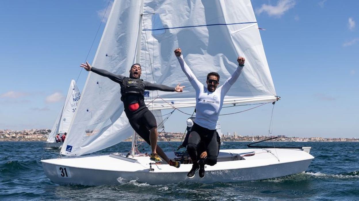 Alfredo González y Cristian Sánchez, campeones del mundo de Snipe