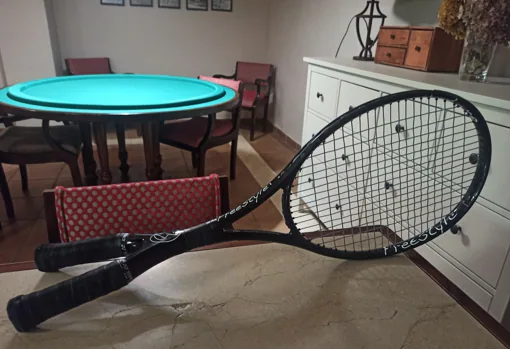Image of Tennyson Whiting's double-handled racket