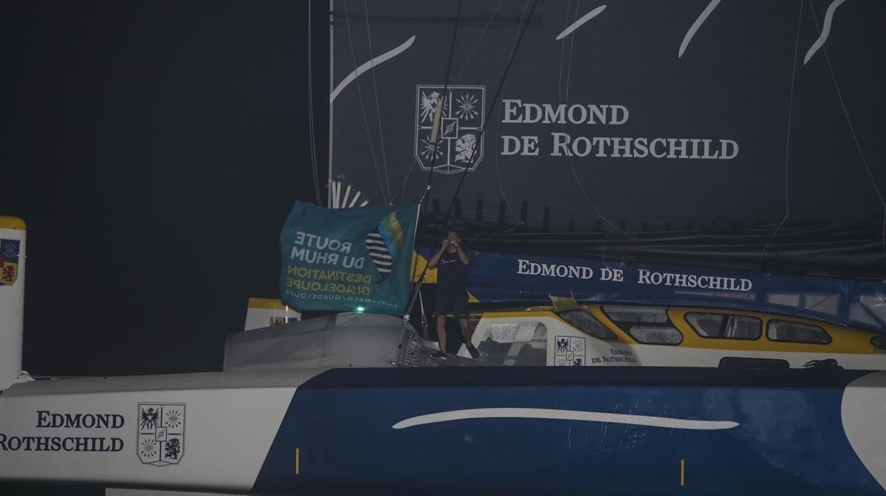 Charles Cuadrelier ganó la 12ª Route du Rhum con el «Gitana 17»