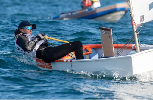 El viento solo permitió la disputa de una prueba del Euromarina Optimist de Torrevieja