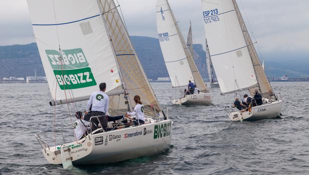 «Biobizz», «Thelonious», «Turi» y «Kohen» ganaron en el Abra el II Trofeo Astobiza