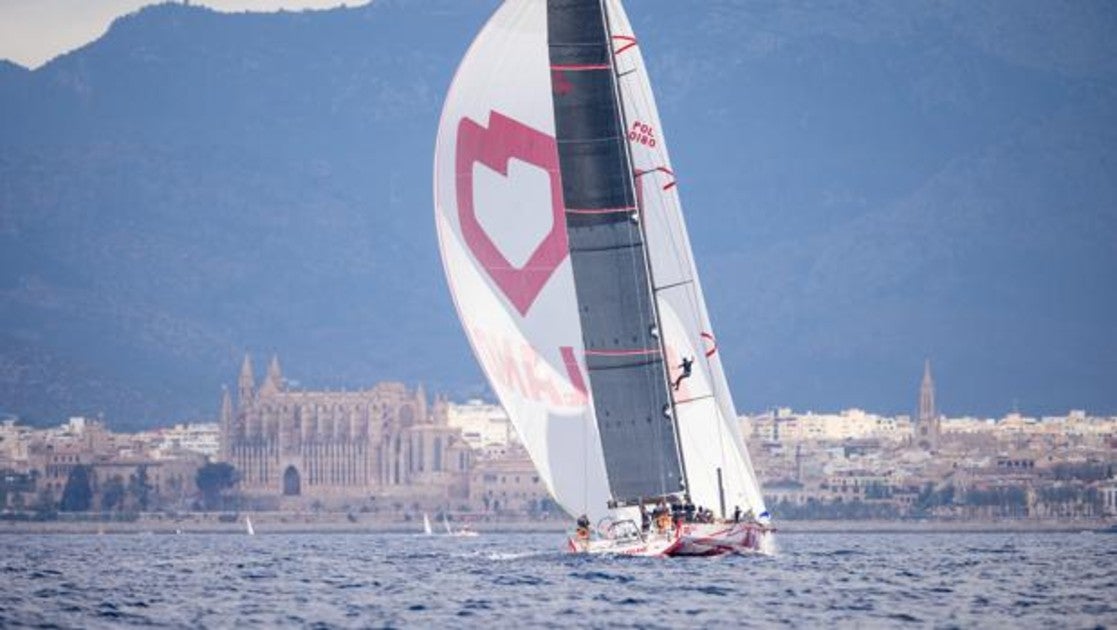 «I Love Poland» ganó la regata de altura de la PalmaVela mientras la flota alcanzó Cabrera y la Isla del Aire