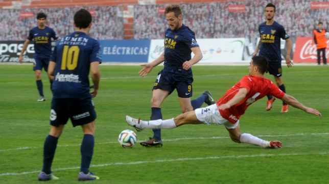 El UCAM obliga al Cádiz a ganar para ser campeón de grupo