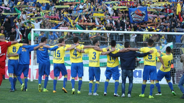 Cádiz CF-Cartagena (2-0): El Cádiz se viste de campeón