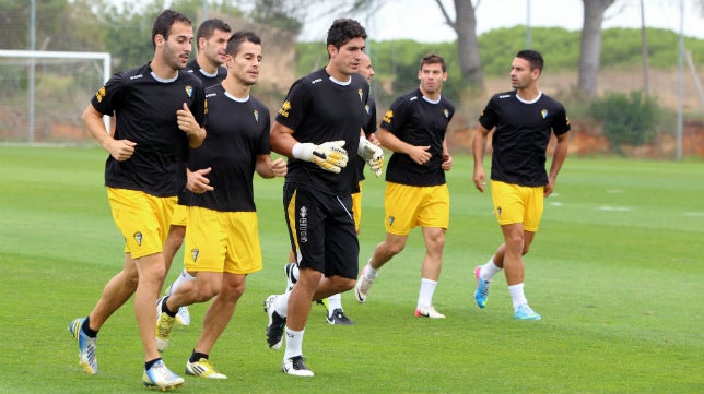 Bernabé y Rubiato, con pasado en el Cádiz CF, al Talavera