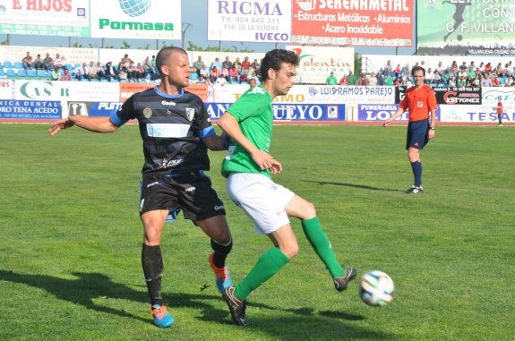 Villanovense. Carlitos y Jairo Caballero, principales dudas este domingo