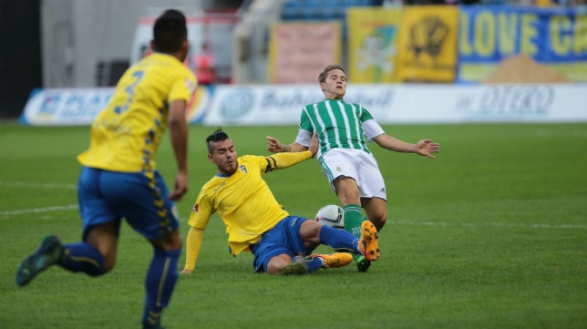 Josete: &quot;Que Cordero esté o no en el Cádiz CF no debe afectar al juego del equipo&quot;