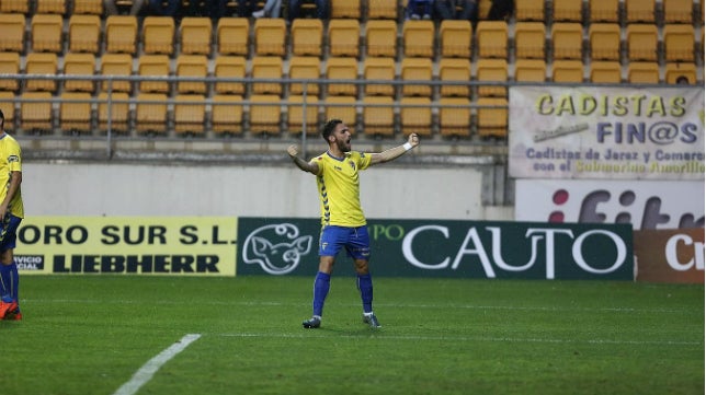 Lolo Plá se reivindica a base de goles en el Cádiz CF