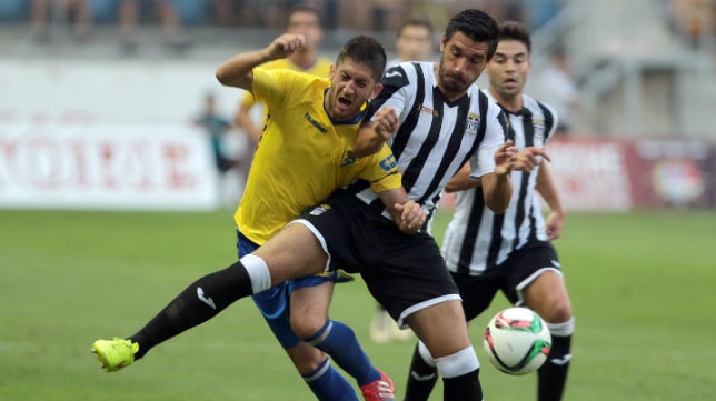 Segunda B. Grupo IV. El Cádiz CF, a cinco puntos del líder