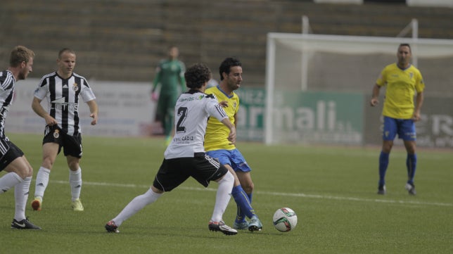 Los futbolistas del Cádiz CF, uno a uno: El centro del campo, desaparecido