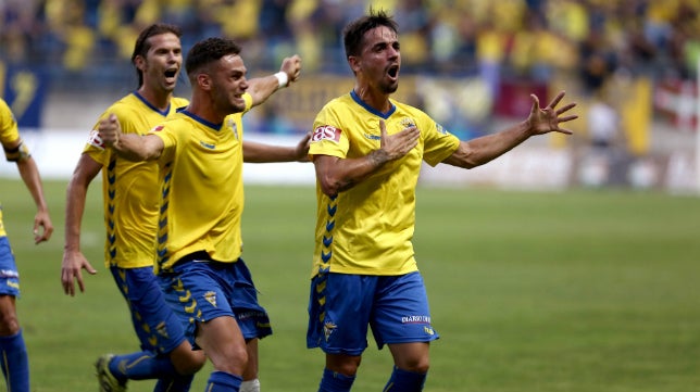 Carlos Calvo deja de pertenecer al Cádiz CF