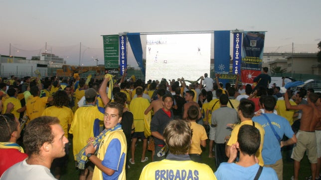 La pantalla gigante en Carranza, un deseo casi imposible