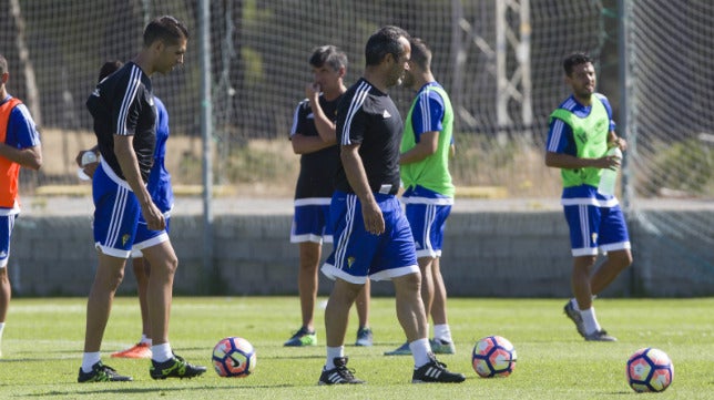 Cervera, sobre Santamaría: &quot;Quizás lo tengamos que utilizar algo más&quot;