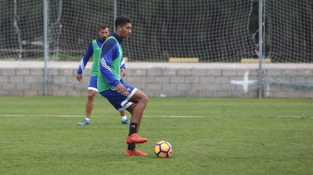 Eddy aprobó su primer examen