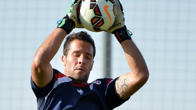 Toño y Baena, al margen en el entrenamiento rayista