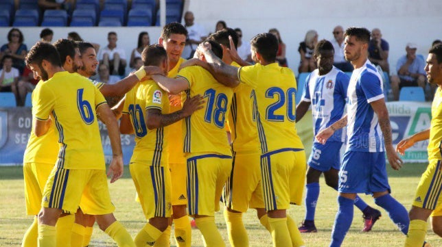 Lorca Deportiva 0-3 Cádiz CF (CRÓNICA) Victoria sin apuros para cerrar el stage