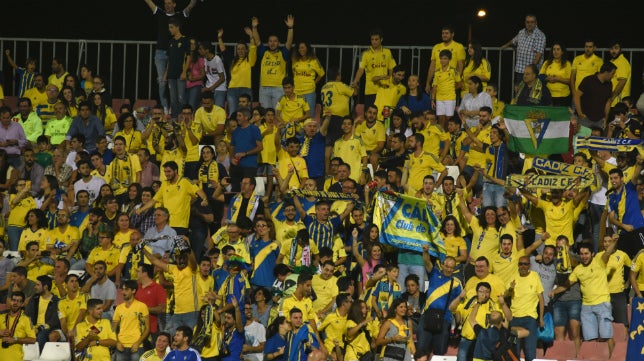 Incidentes entre hinchas del Cádiz CF y del Zaragoza