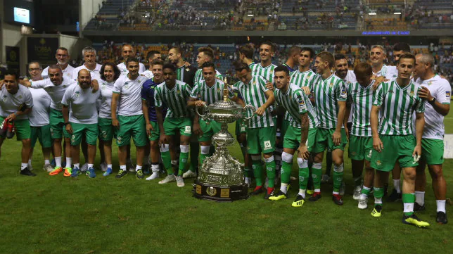 Real Betis 4 UD Las Palmas 0 (Crónica) El sexto se fue a Heliópolis