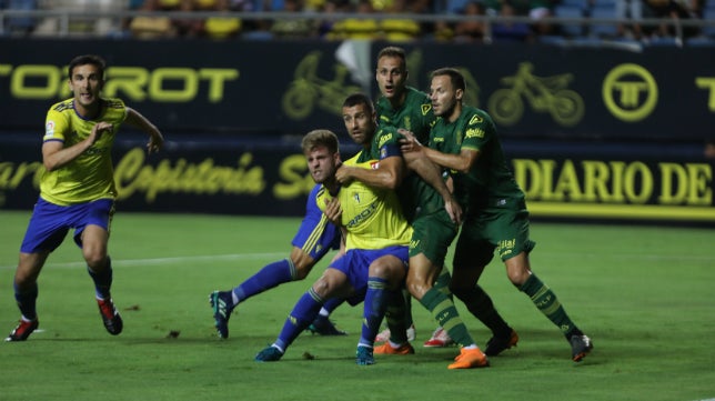 Cádiz CF 1 UD Las Palmas 1 (Crónica) Sin puntería y sin final