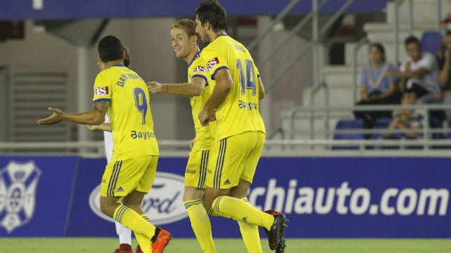 Cinco jugadores del Cádiz CF en la rampa de salida