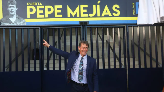 El Cádiz CF recuerda la retirada de Pepe Mejías hace un cuarto de siglo ya