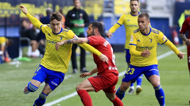 El Lugo le hace un gran favor al Cádiz CF