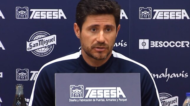 Víctor, técnico del Málaga, sí deja claro que el objetivo &quot;es el ascenso&quot;